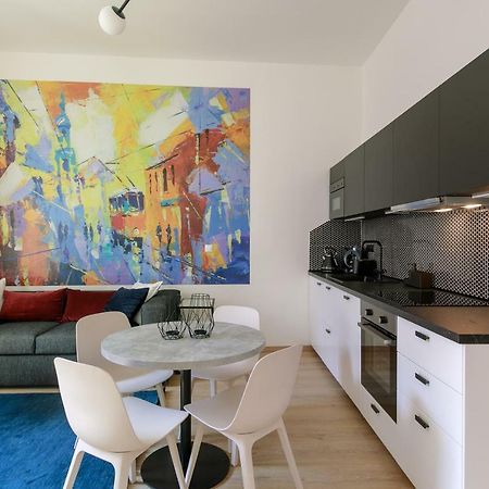 Avantgarde Apartments Пилзен Екстериор снимка