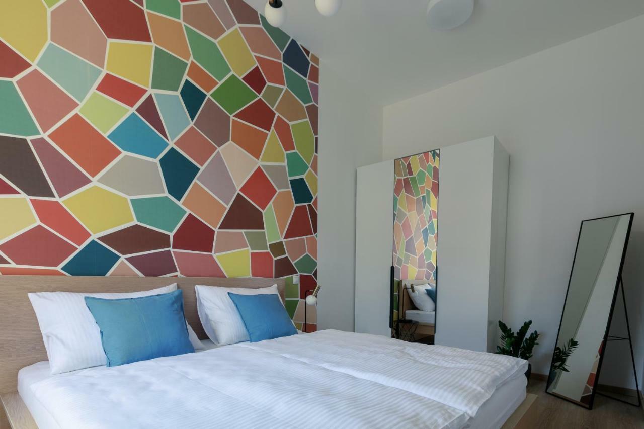 Avantgarde Apartments Пилзен Екстериор снимка