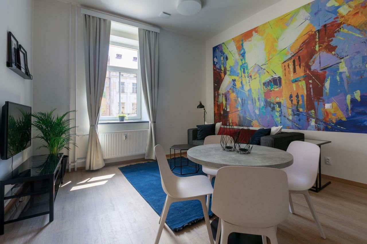 Avantgarde Apartments Пилзен Екстериор снимка
