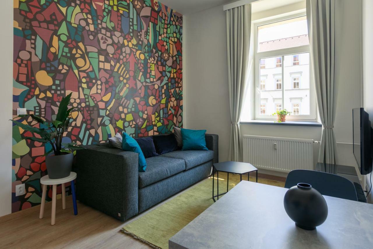 Avantgarde Apartments Пилзен Екстериор снимка