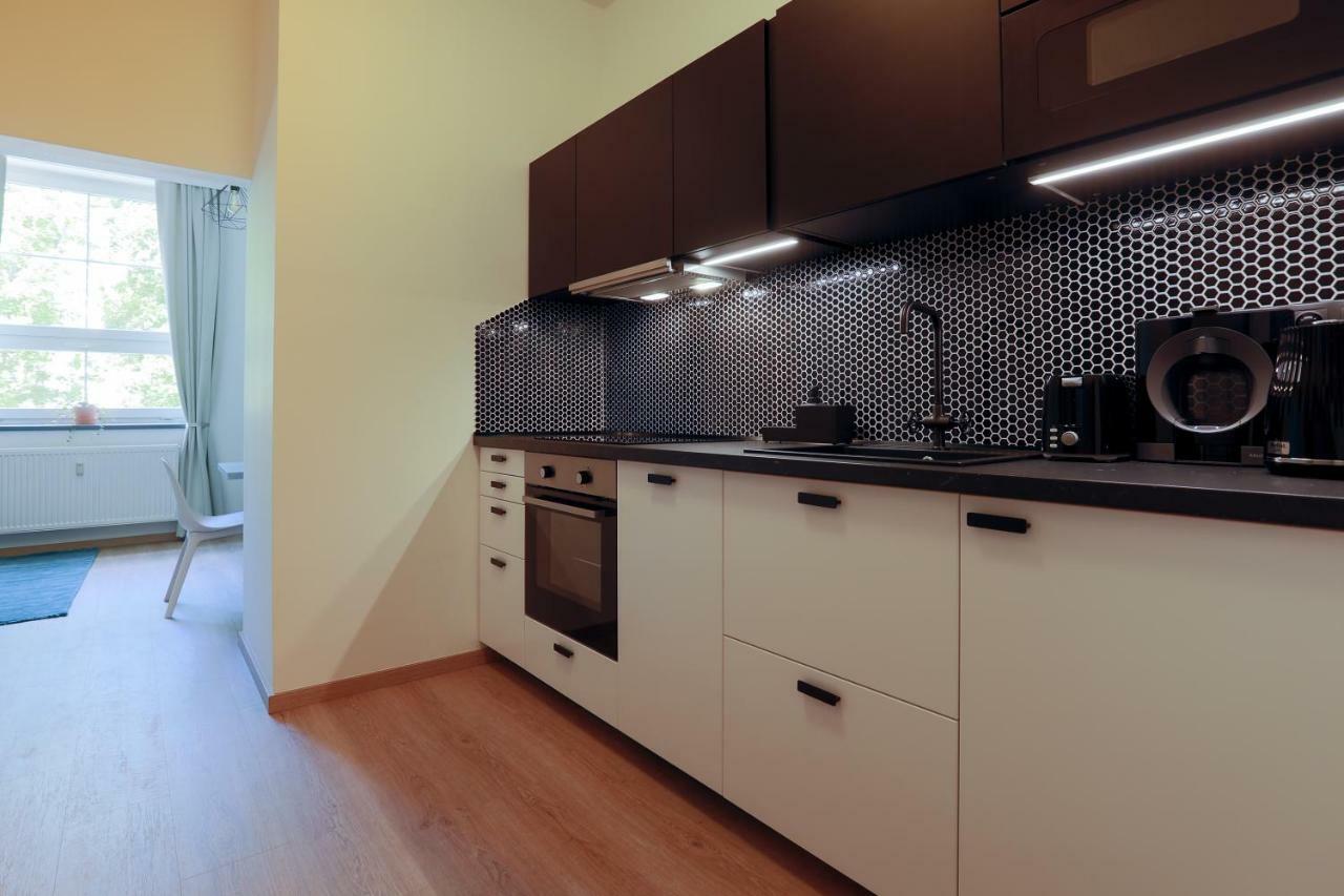 Avantgarde Apartments Пилзен Екстериор снимка