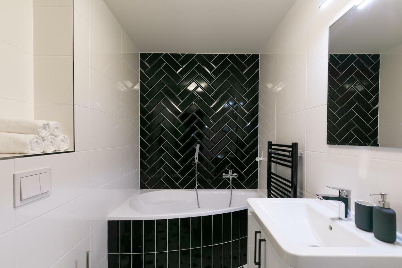 Avantgarde Apartments Пилзен Екстериор снимка